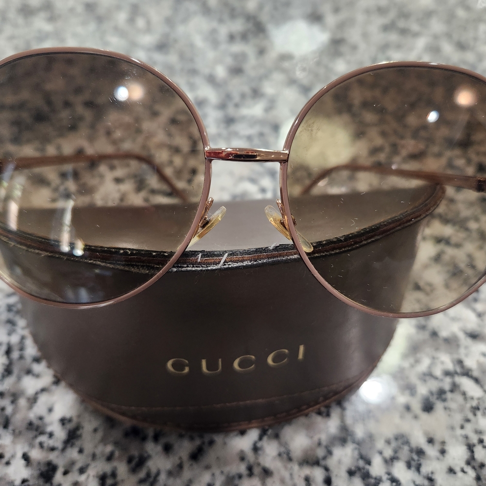 Gucci Gold/Brown Oversized Sunglasses with Case
